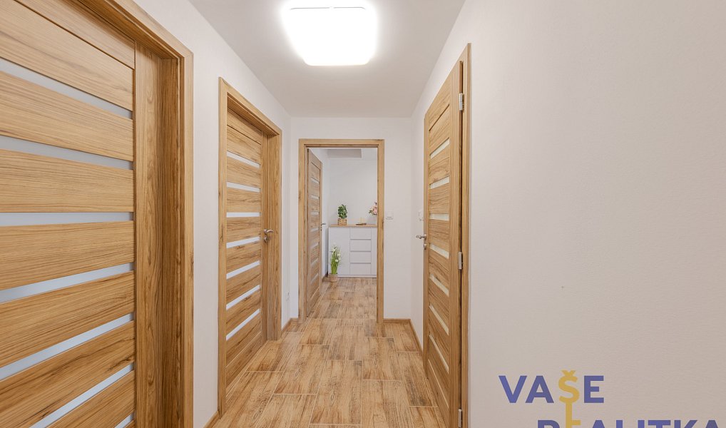 Prodej domu 200 m² s pozemkem 525 m², Jeseník nad Odrou – náhled fotky 13