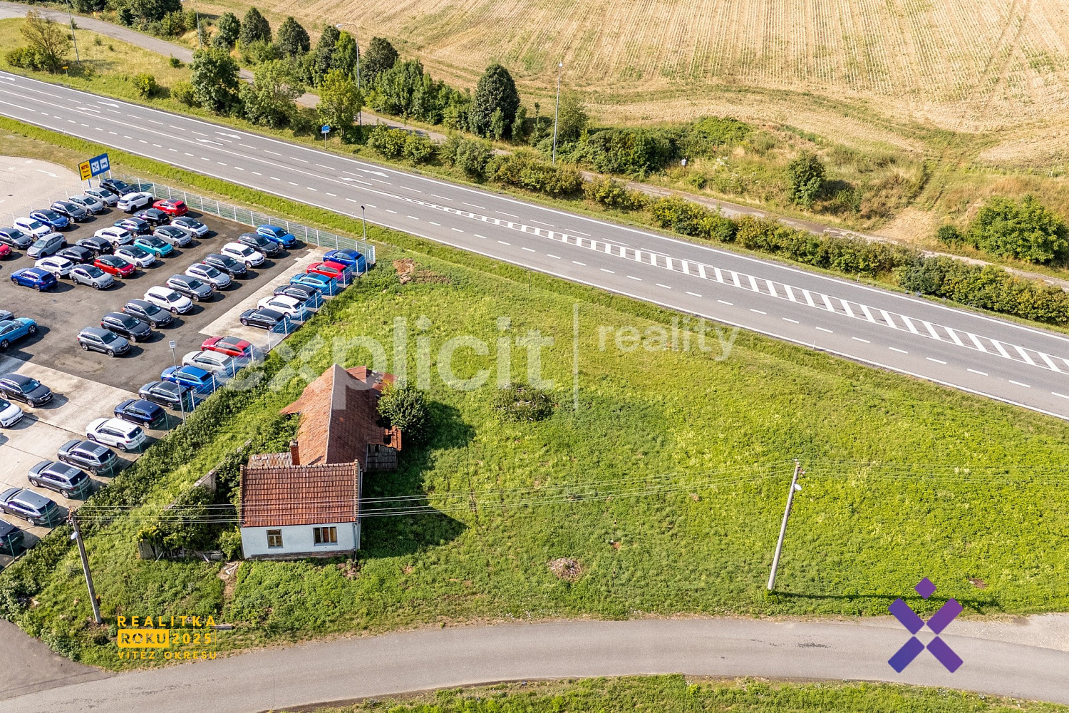 Prodej komerčního pozemku 1 715 m² – fotografie 2