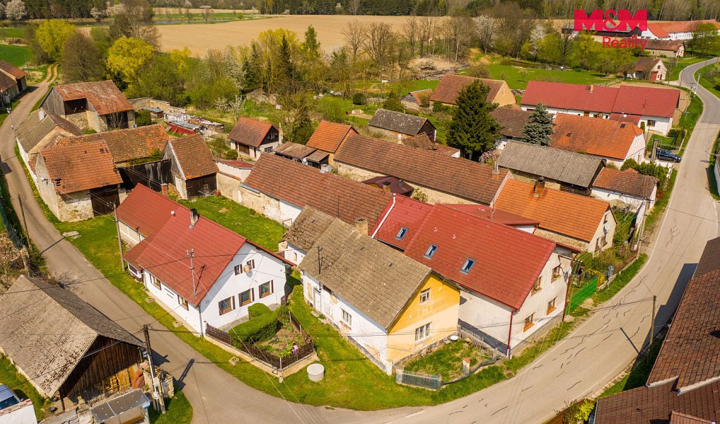 Prodej chaty/chalupy 140 m² s pozemkem 279 m², Bělčice – náhled fotky 15