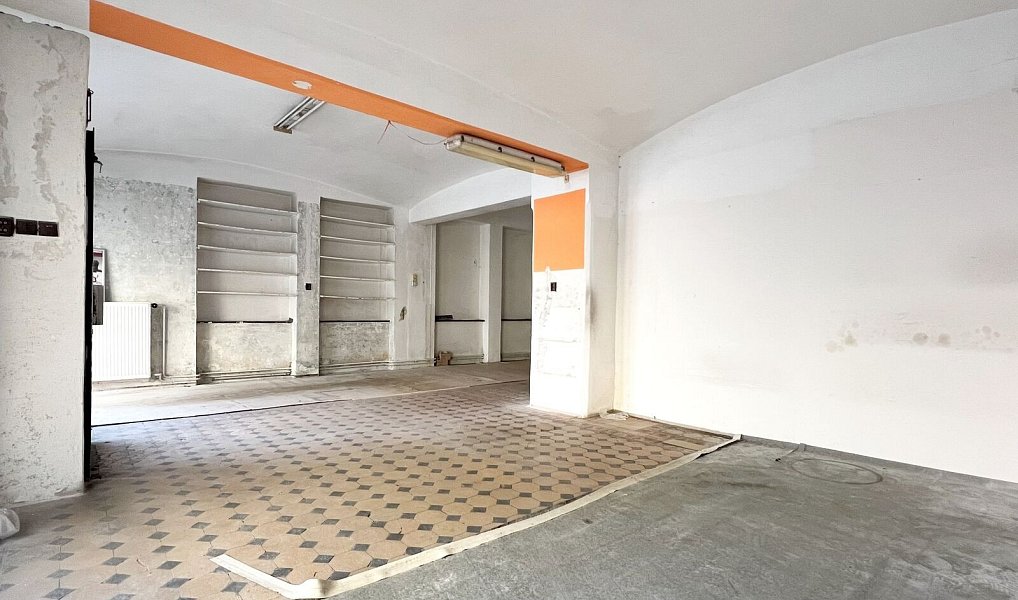 Prodej domu 170 m² s pozemkem 405 m², Hrob – náhled fotky 19