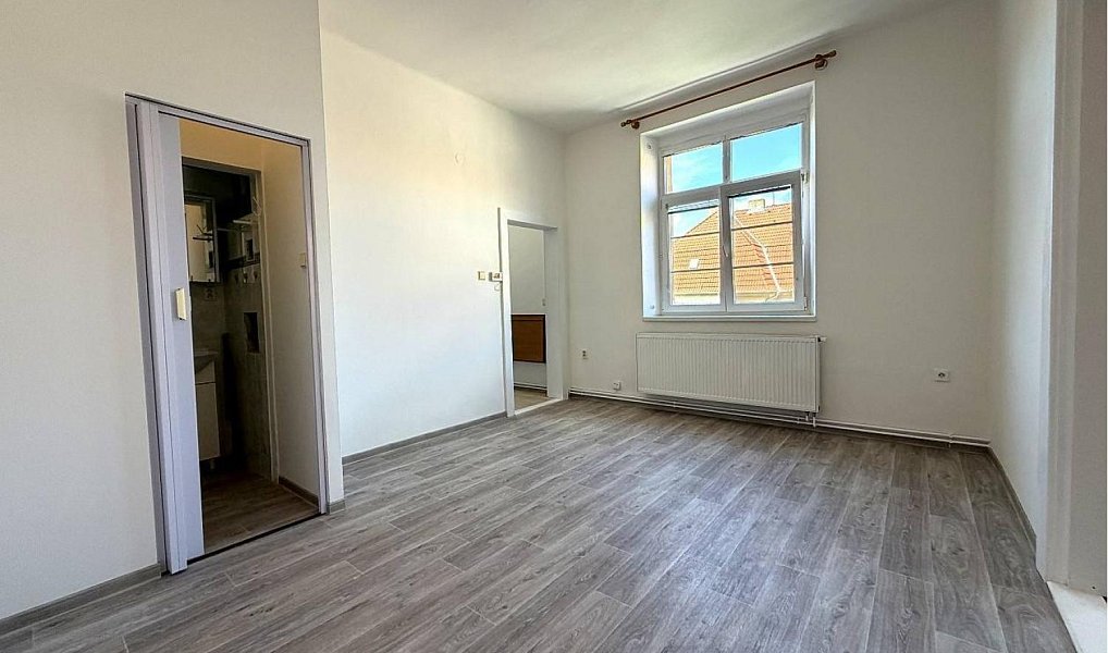 Prodej bytu 2+1 39 m², Chrudim – náhled fotky 10