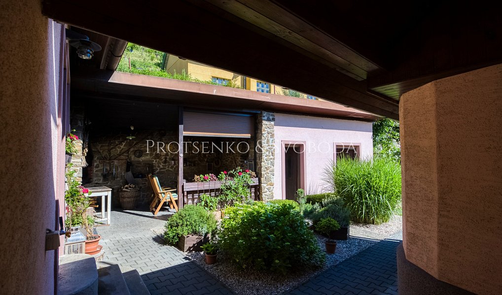 Prodej domu 257 m² s pozemkem 4 348 m², Ledečko – náhled fotky 29