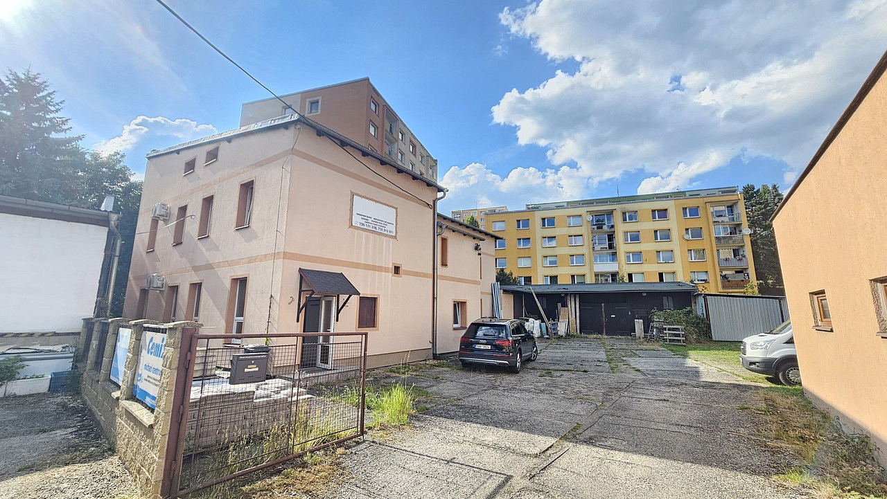 Prodej domu 310 m² s pozemkem 878 m²