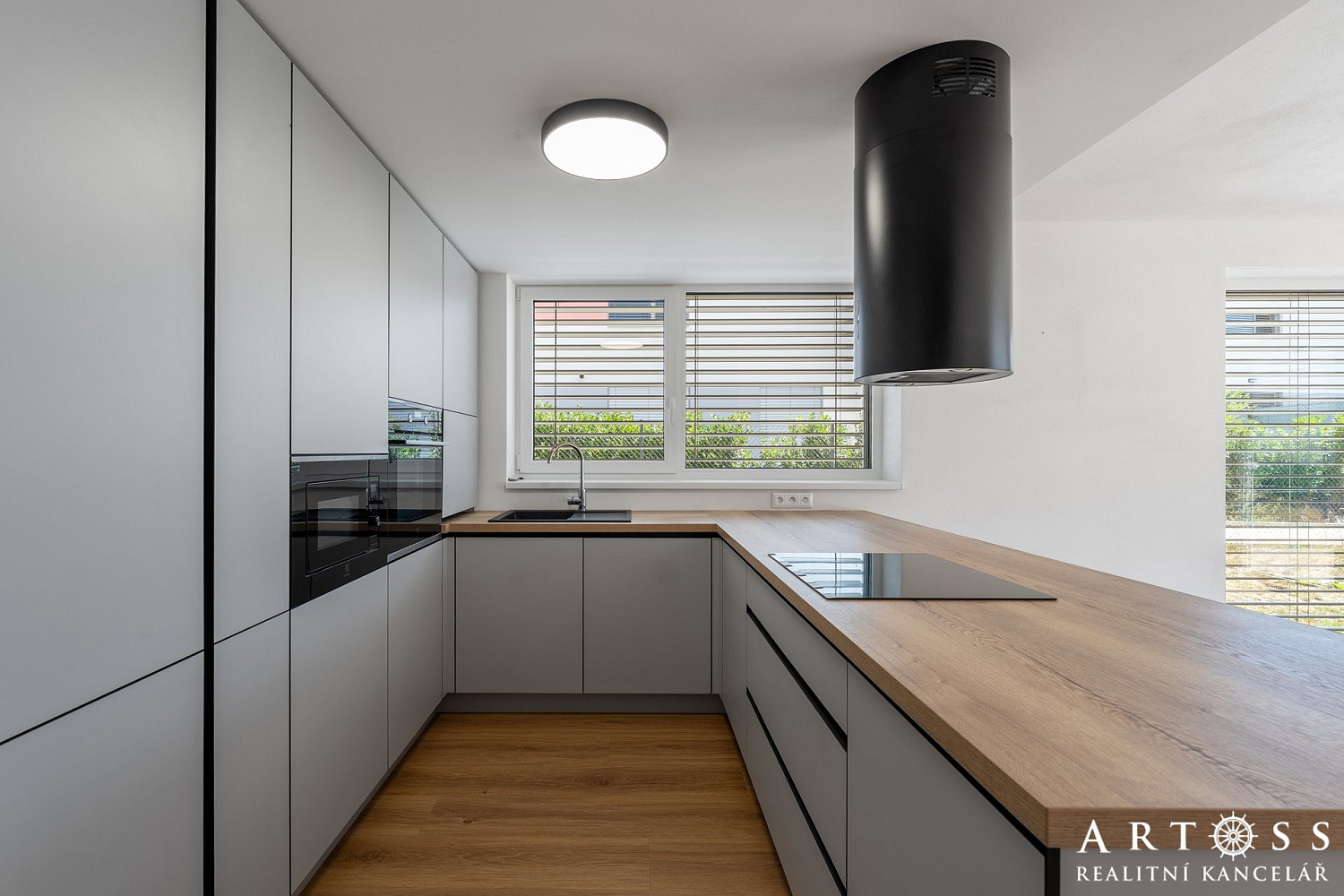 Prodej domu 113 m² s pozemkem 326 m² – fotografie 2