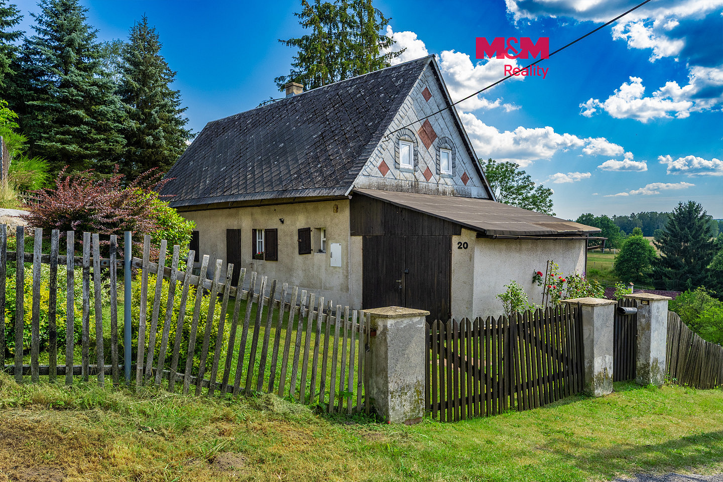 Prodej domu 160 m² s pozemkem 1 595 m²