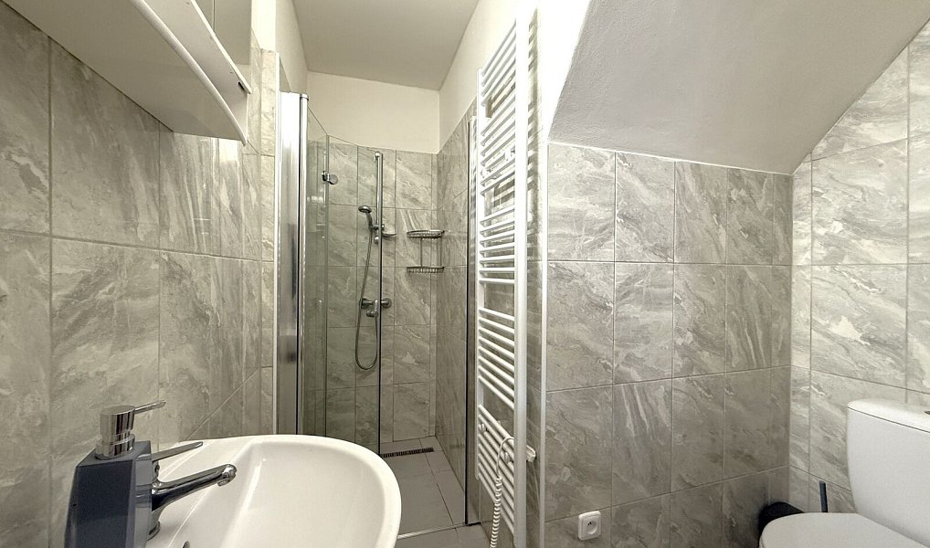 Prodej domu 426 m² s pozemkem 836 m², Volyně – náhled fotky 13
