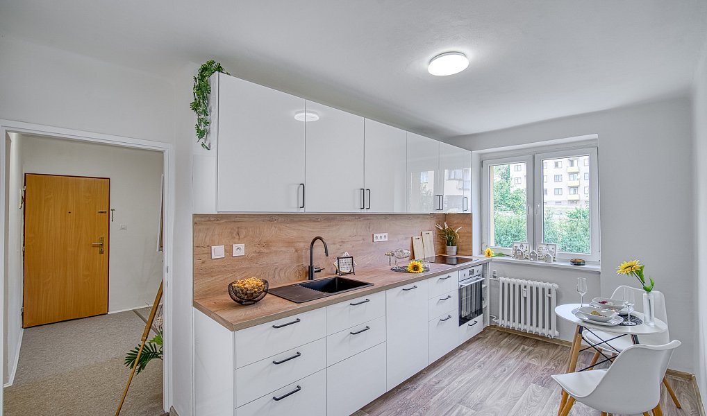Pronájem bytu 2+1 57 m², Bezručova, Beroun – Beroun-Město