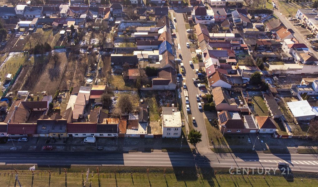 Prodej domu 240 m² s pozemkem 348 m², Bzenec – náhled fotky 32