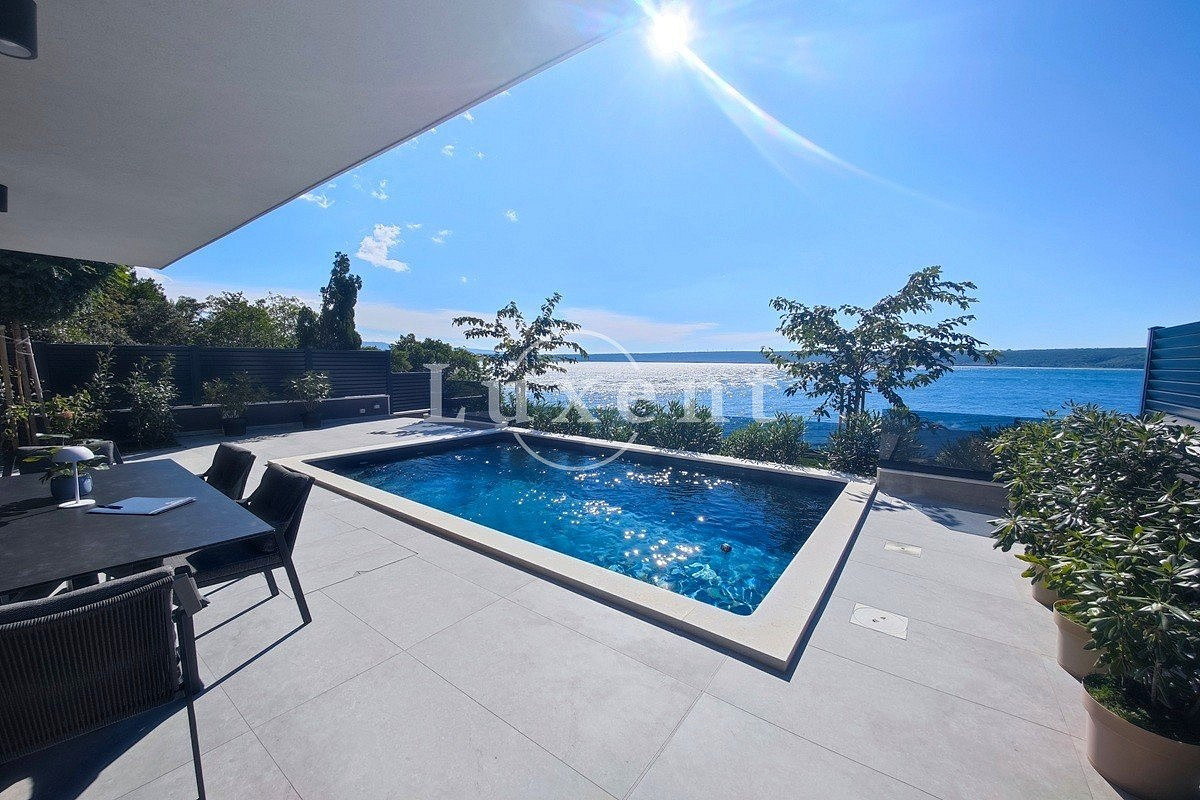 Prodej domu 210 m² s pozemkem 310 m² – pohled 6