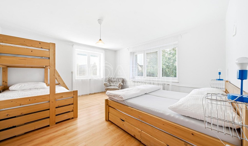 Prodej domu 260 m² s pozemkem 2 811 m², Velké Losiny – náhled fotky 2