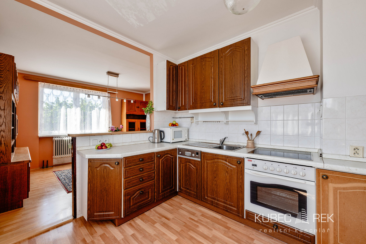 Prodej domu 190 m² s pozemkem 709 m² - View 6