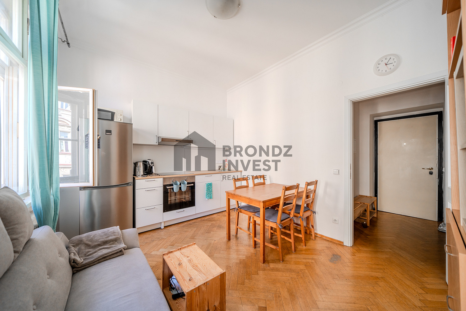 Pronájem bytu 1+1 38 m² – fotografie 3