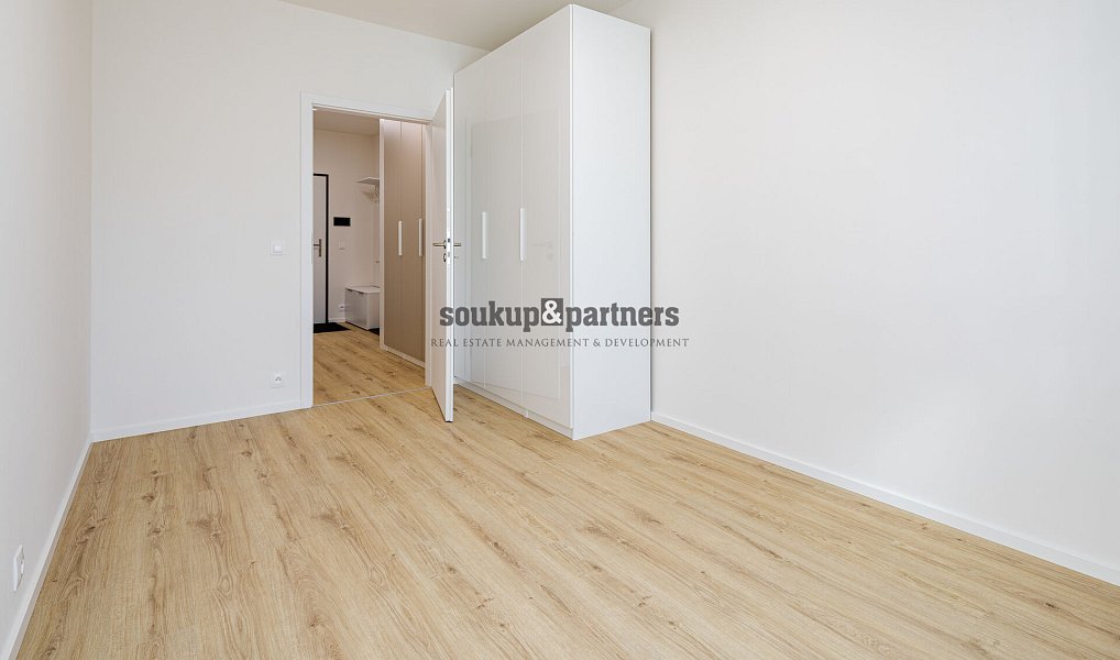 Pronájem bytu 2+kk 57 m², Kladno – náhled fotky 8