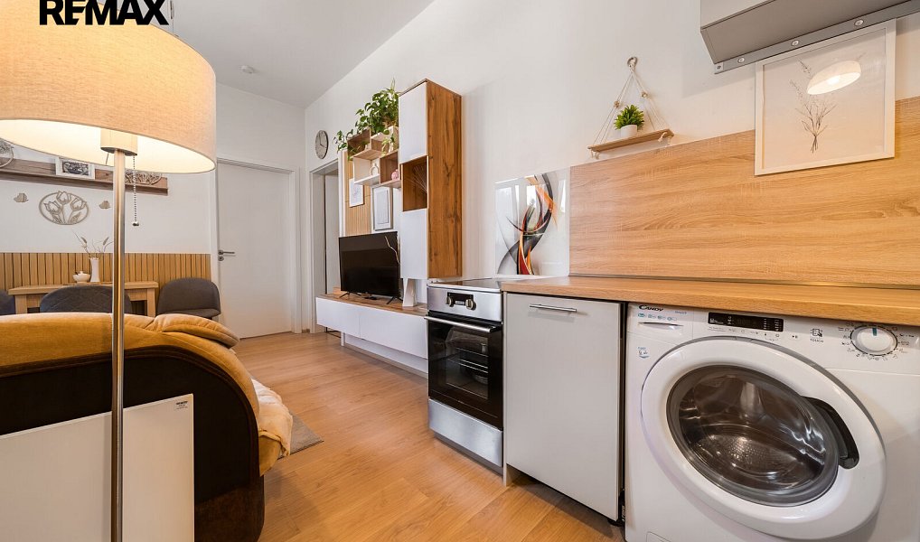 Prodej bytu 3+kk 56 m², Adamov – náhled fotky 11