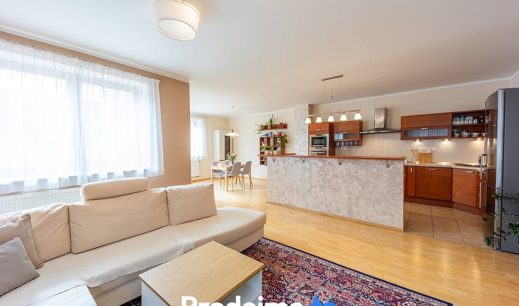 Prodej bytu 4+kk 119 m², Rudná – náhled fotky 10