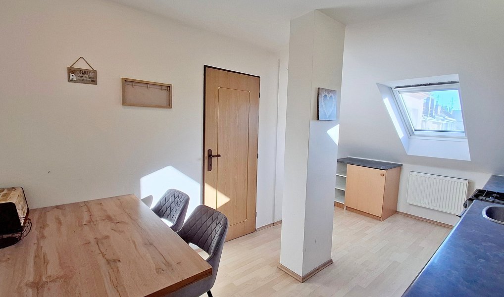 Prodej bytu 3+1 88 m², Olomouc – náhled fotky 4