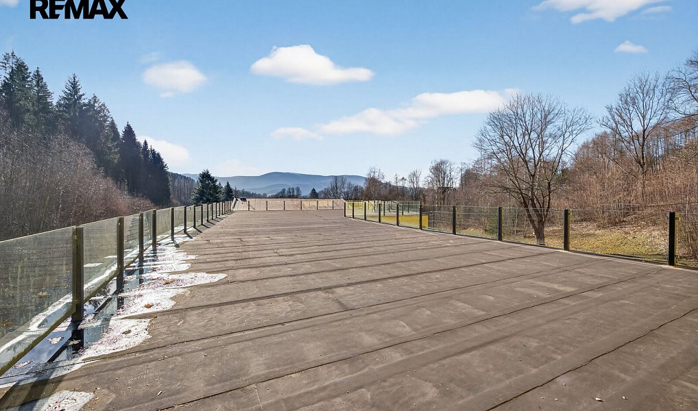 Prodej ubytovacího objektu 1 978 m², Jeseník – náhled fotky 6