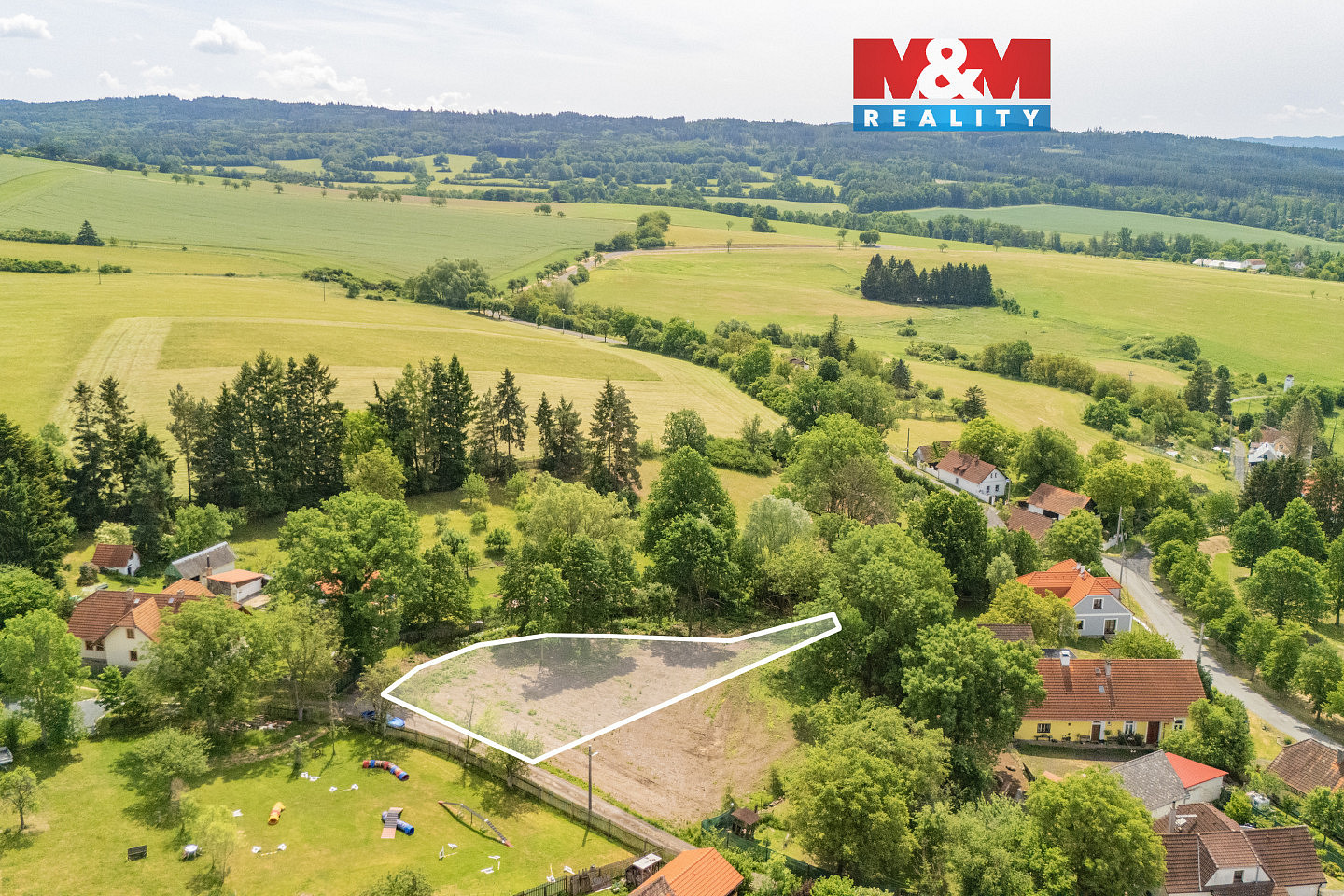 Prodej stavebního pozemku 1 133 m²