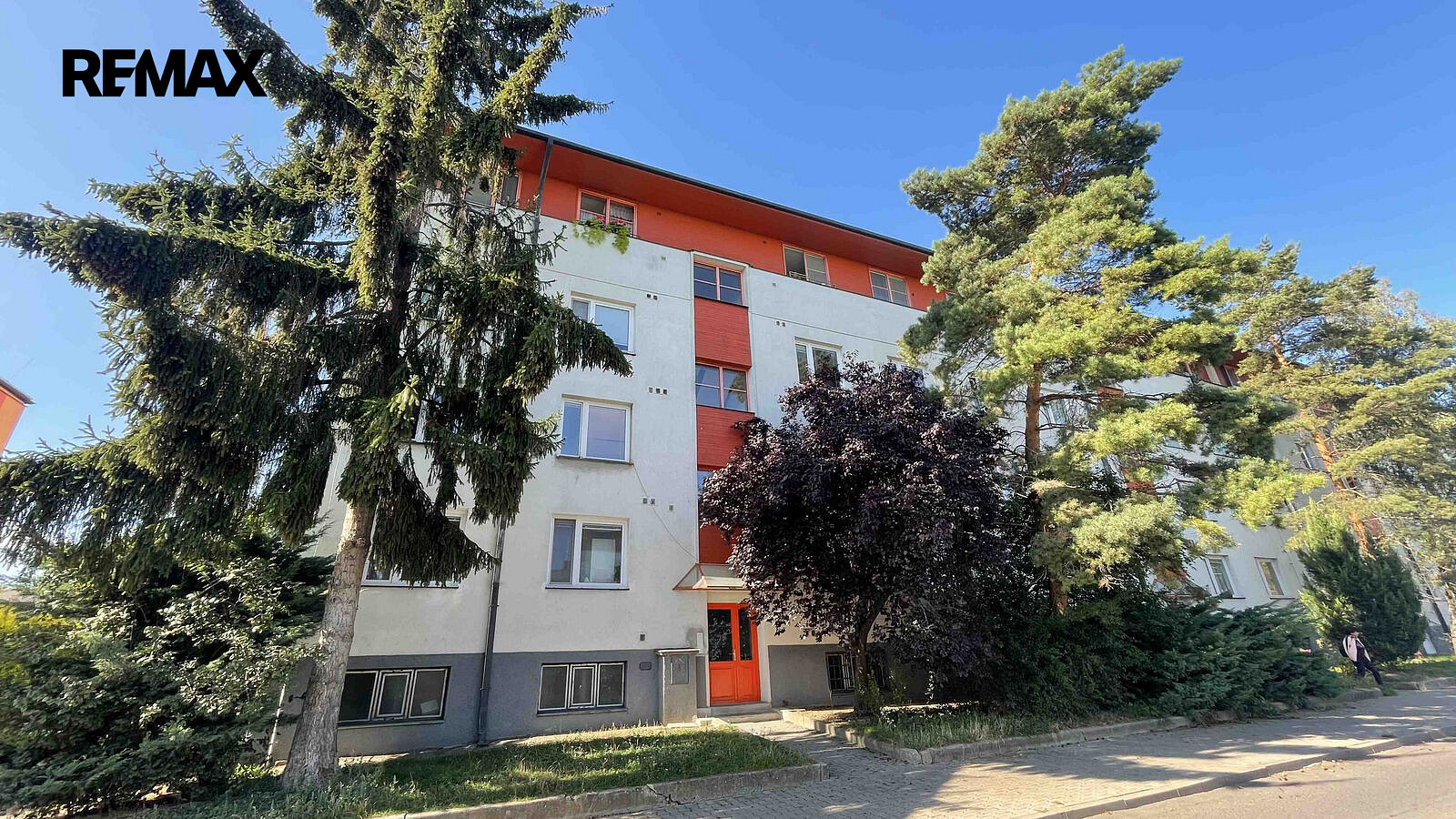 Prodej bytu 1+1 35 m² – fotografie 2