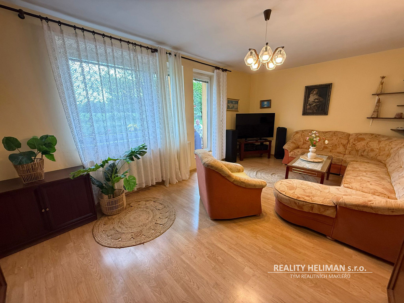 Prodej domu 154 m² s pozemkem 1 844 m² – fotografie 2