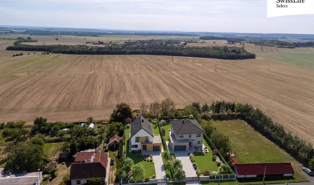 Prodej stavebního pozemku 1 518 m², Měník – náhled fotky 10