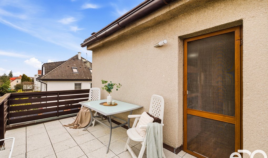Prodej domu 267 m² s pozemkem 558 m², Praha – náhled fotky 3