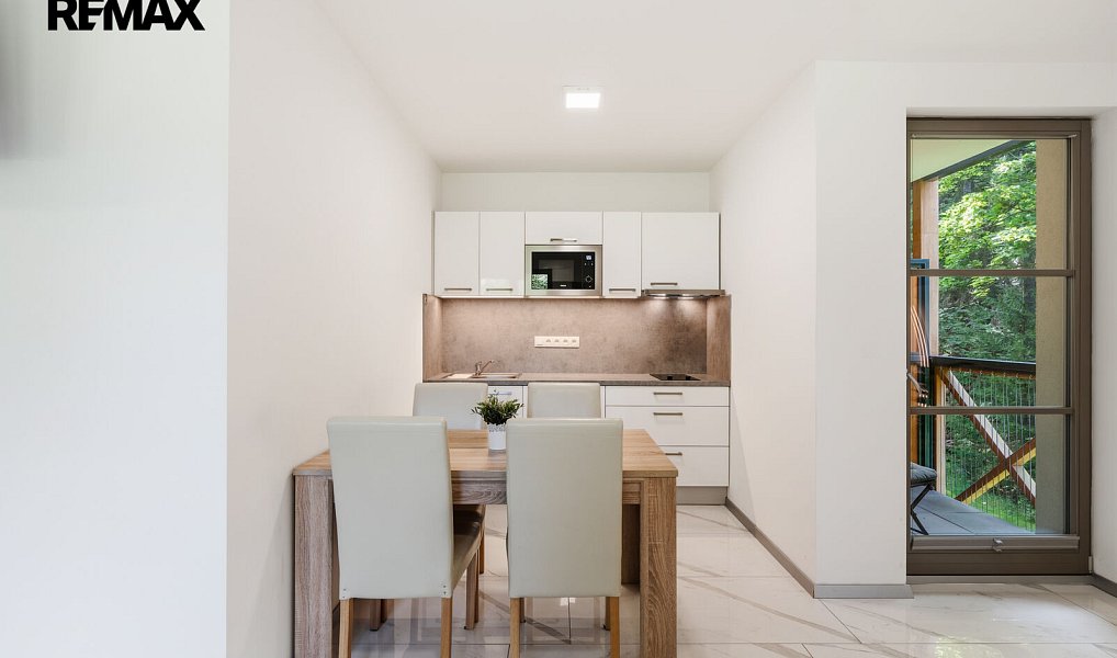 Prodej bytu 1+kk 36 m², Harrachov – náhled fotky 6