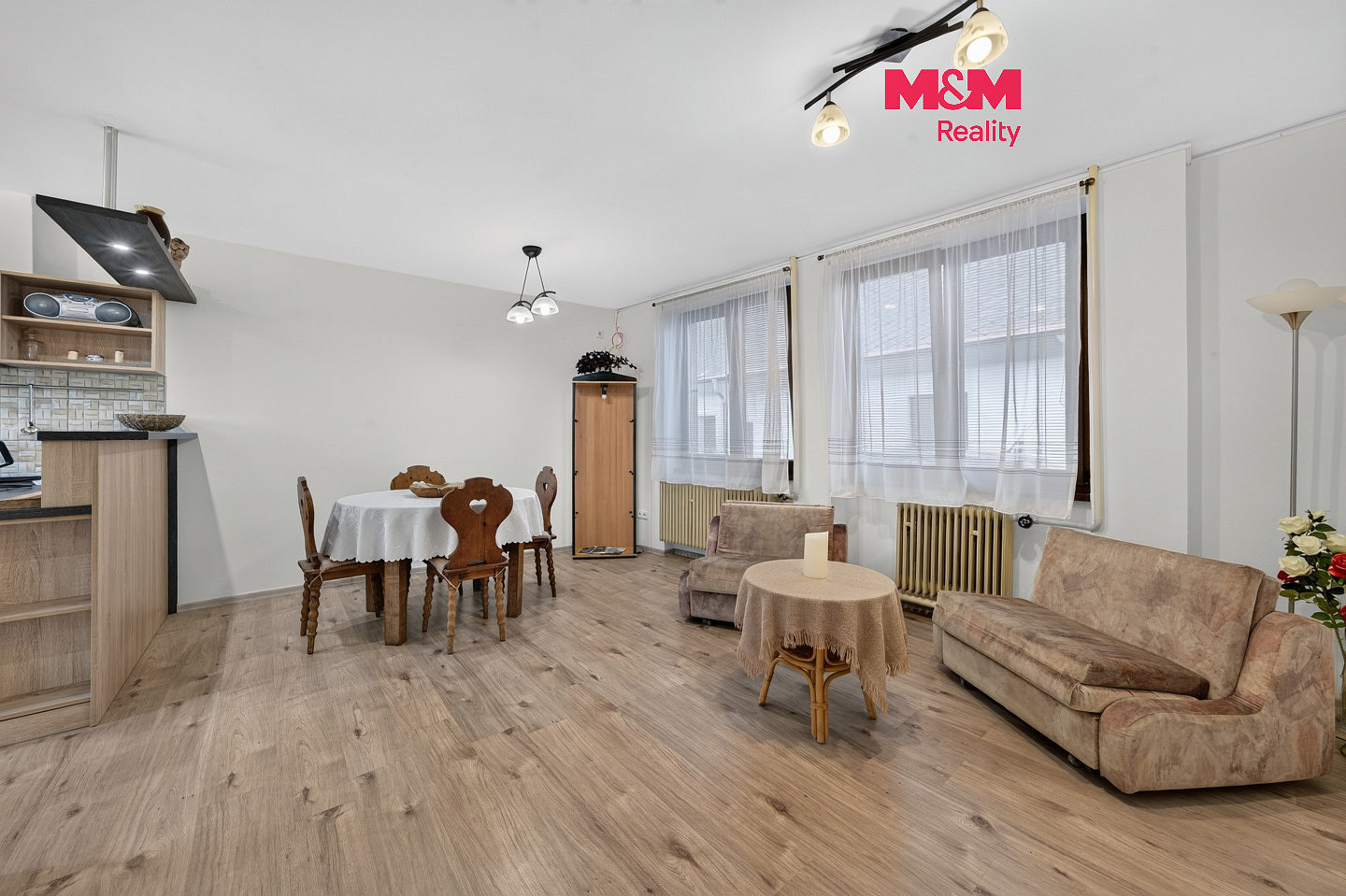 Prodej domu 190 m² s pozemkem 143 m²