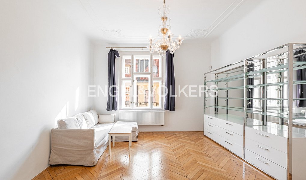 Pronájem bytu 2+kk 47 m², Praha – náhled fotky 2