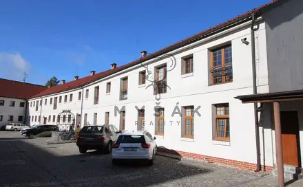 Pronájem skladovacích prostor 122 m², Hradební, České Budějovice - České Budějovice 1