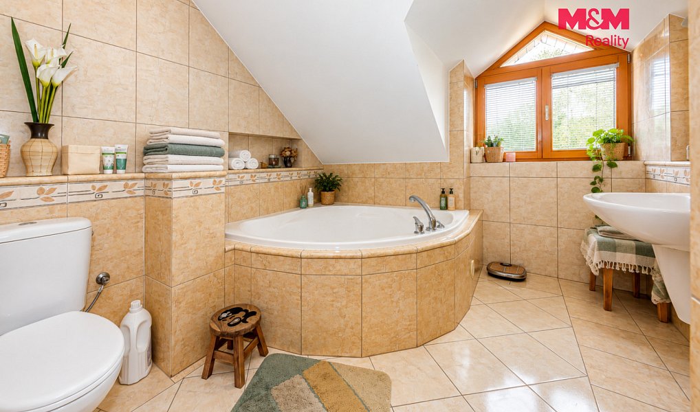 Prodej domu 179 m² s pozemkem 384 m², Čáslav – náhled fotky 7