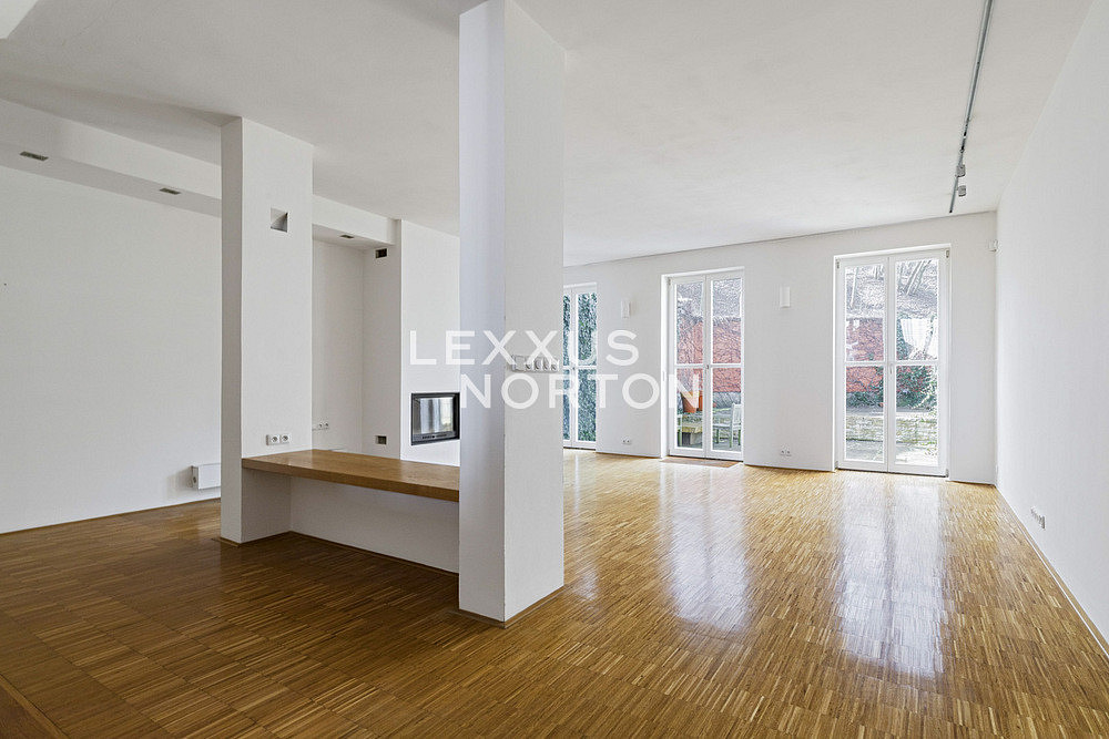Pronájem domu 350 m² s pozemkem 121 m² — photo 4
