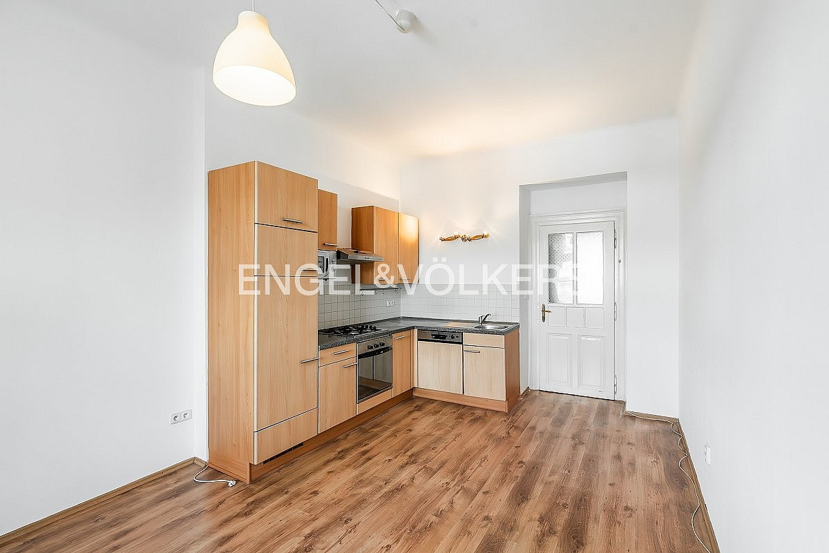 Pronájem bytu 1+1 44 m² – fotografie 3