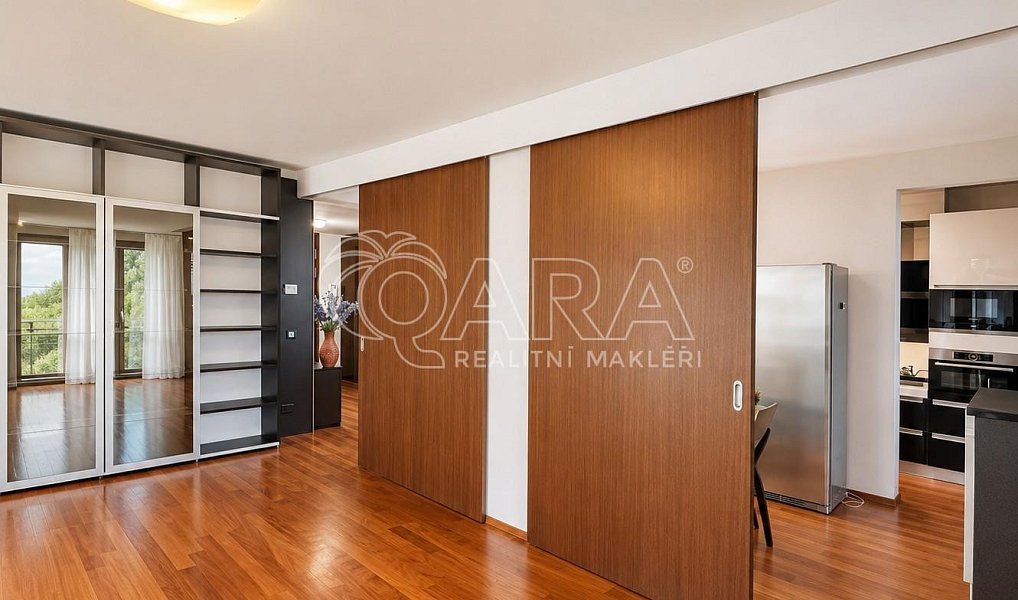 Prodej bytu 4+1 164 m², Praha – náhled fotky 8