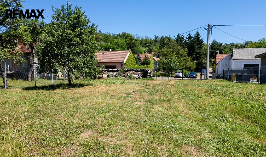 Prodej stavebního pozemku 1 849 m², Hlubočany – náhled fotky 8