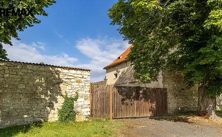 Prodej zemědělského objektu 2 500 m², Počedělice - Volenice, okres Louny