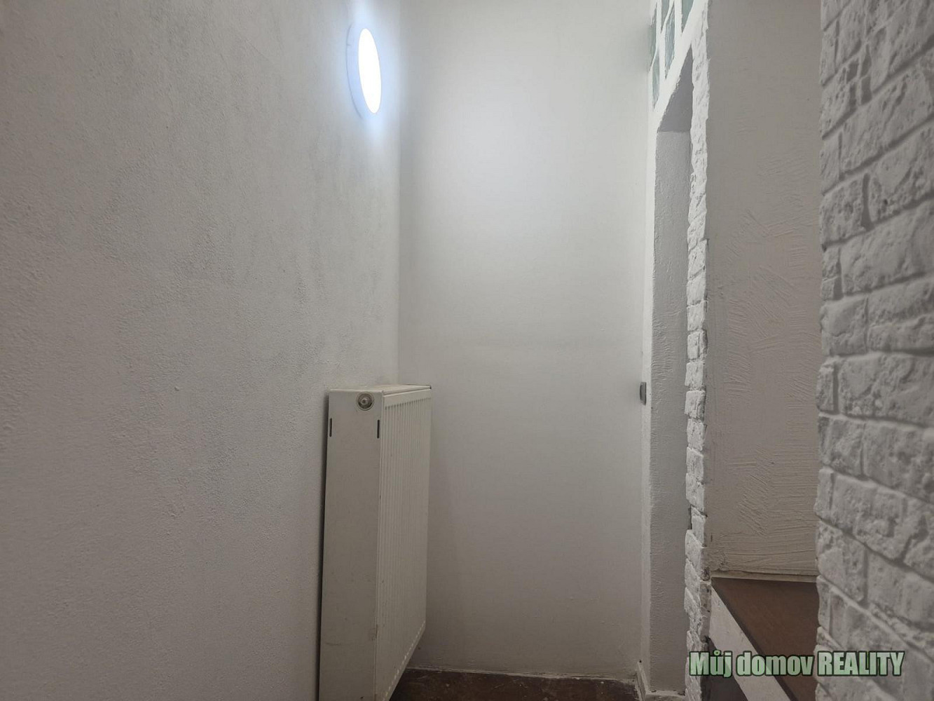 Pronájem bytu 1+1 28 m² – fotografie 3