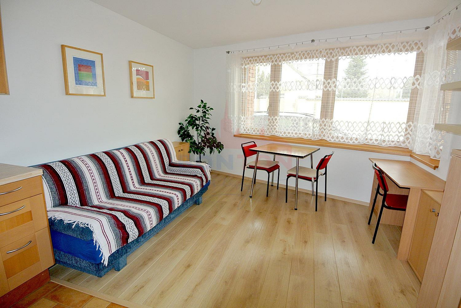 Pronájem bytu 1+kk 22 m² – fotografie 2