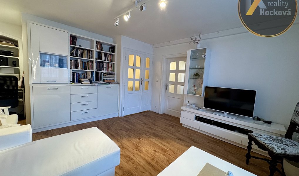 Prodej domu 154 m² s pozemkem 364 m², Krhanice – náhled fotky 10