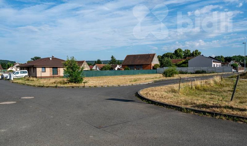 Prodej stavebního pozemku 1 216 m², Dolní Lukavice – náhled fotky 3