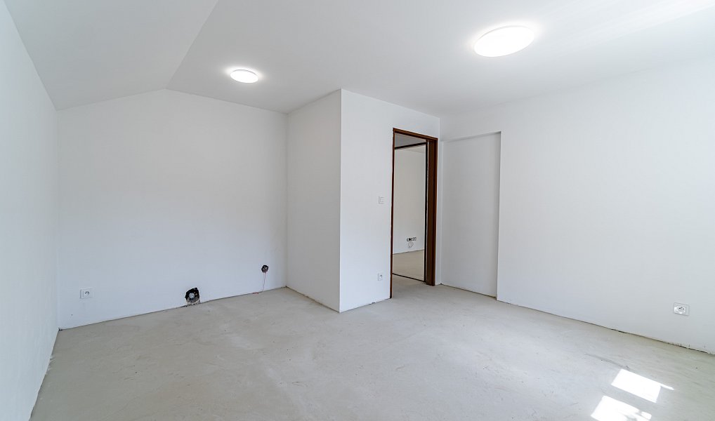 Prodej domu 343 m² s pozemkem 1 671 m², Liptál – náhled fotky 31