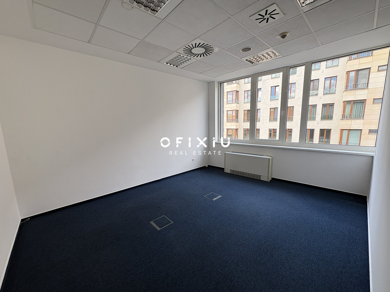 Pronájem kanceláře 177 m² – fotografie 2