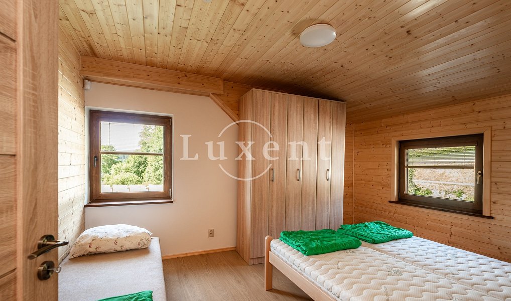 Prodej domu 186 m² s pozemkem 1 808 m², Horní Planá – náhled fotky 20