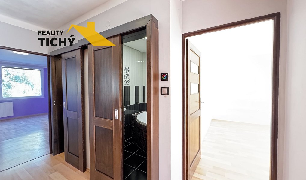 Prodej bytu 3+1 70 m², Hronov – náhled fotky 24