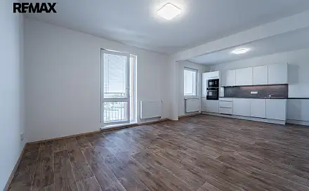 Pronájem bytu 1+kk 37 m²