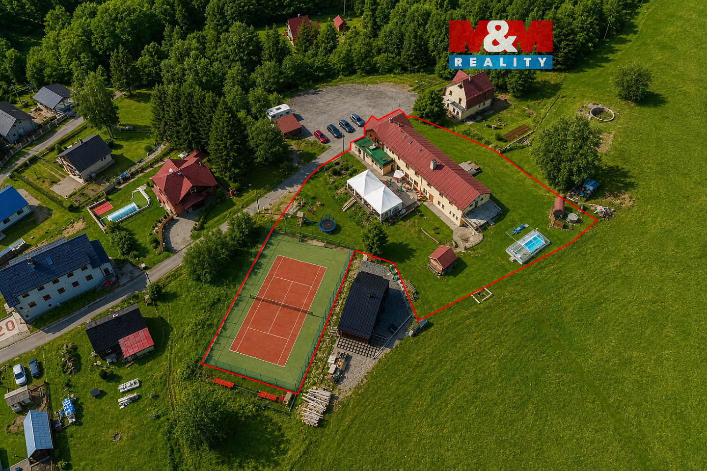 Prodej ubytovacího objektu 600 m²