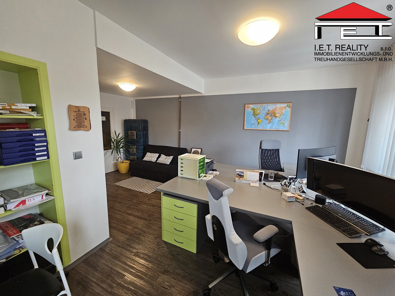 Pronájem obchodních prostor 84 m²