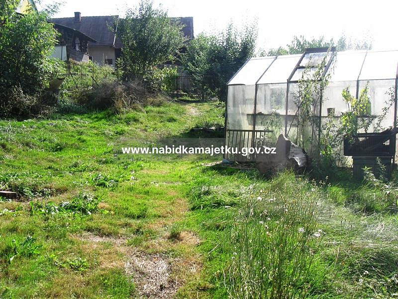Prodej zahrady 553 m² – pohled 2