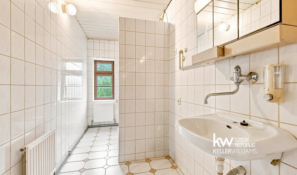 Prodej ubytovacího objektu 1 601 m², Rumburk – náhled fotky 60