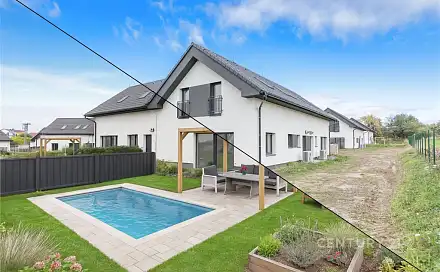 Prodej domu 116 m² s pozemkem 344 m², Škvorec, okres Praha-východ